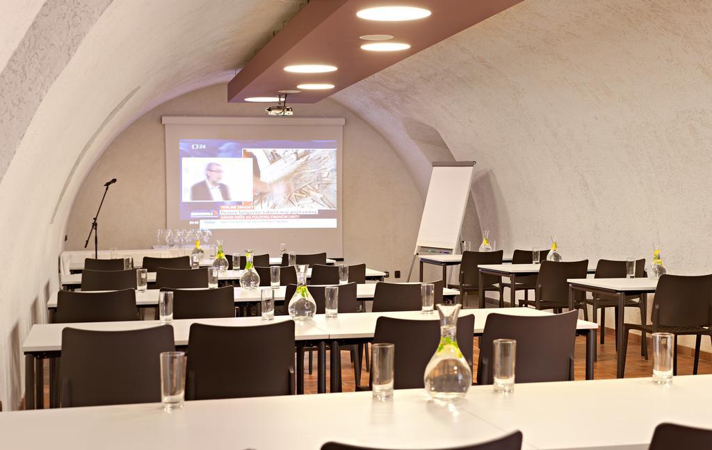 Hotel Pod Zamkem Boskovice Ngoại thất bức ảnh