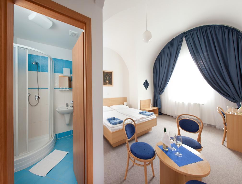 Hotel Pod Zamkem Boskovice Ngoại thất bức ảnh