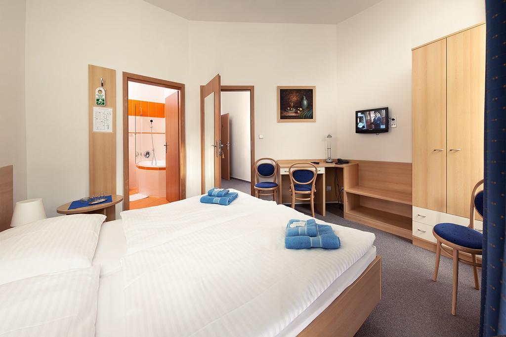 Hotel Pod Zamkem Boskovice Phòng bức ảnh